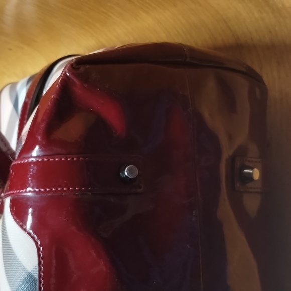 Burberry Denham Plaid Tote EUC - Picture 8 of 15